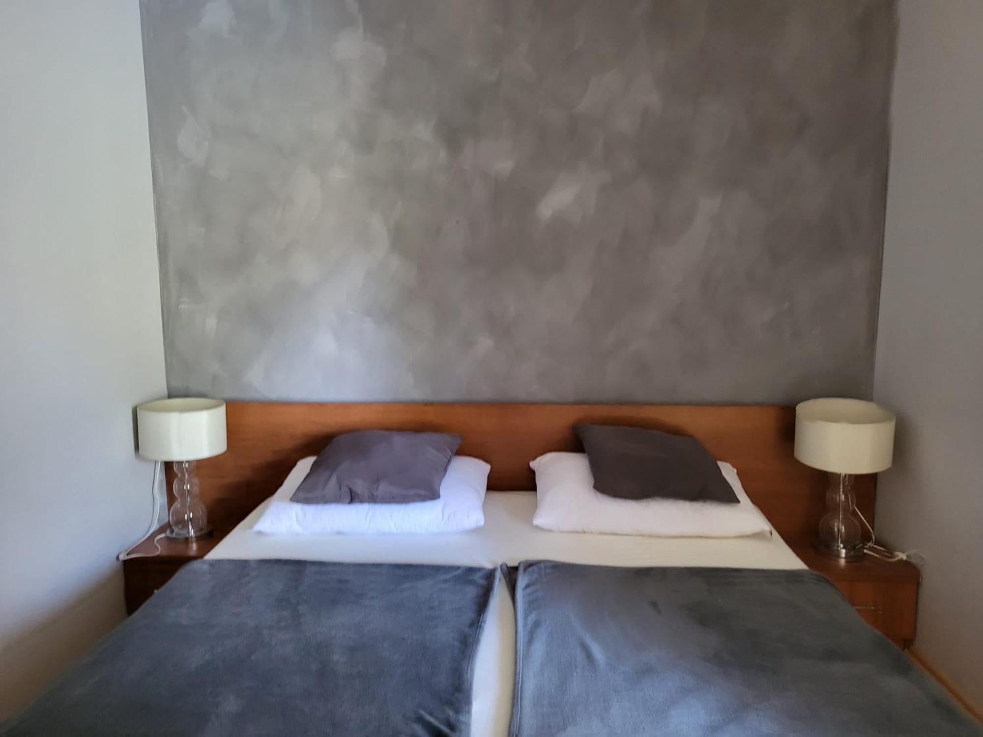 Apartments Grgic Njivice Bagian luar foto