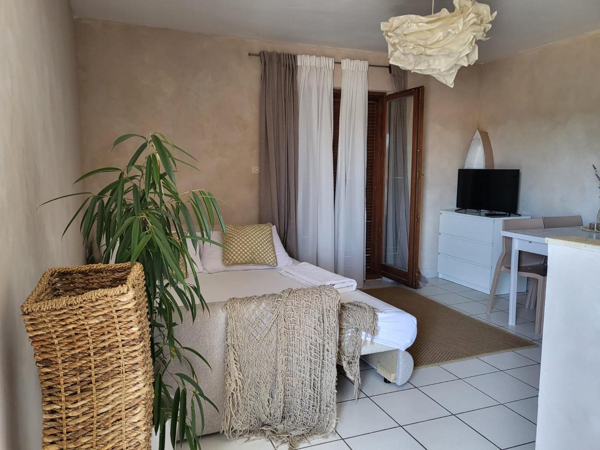 Apartments Grgic Njivice Bagian luar foto